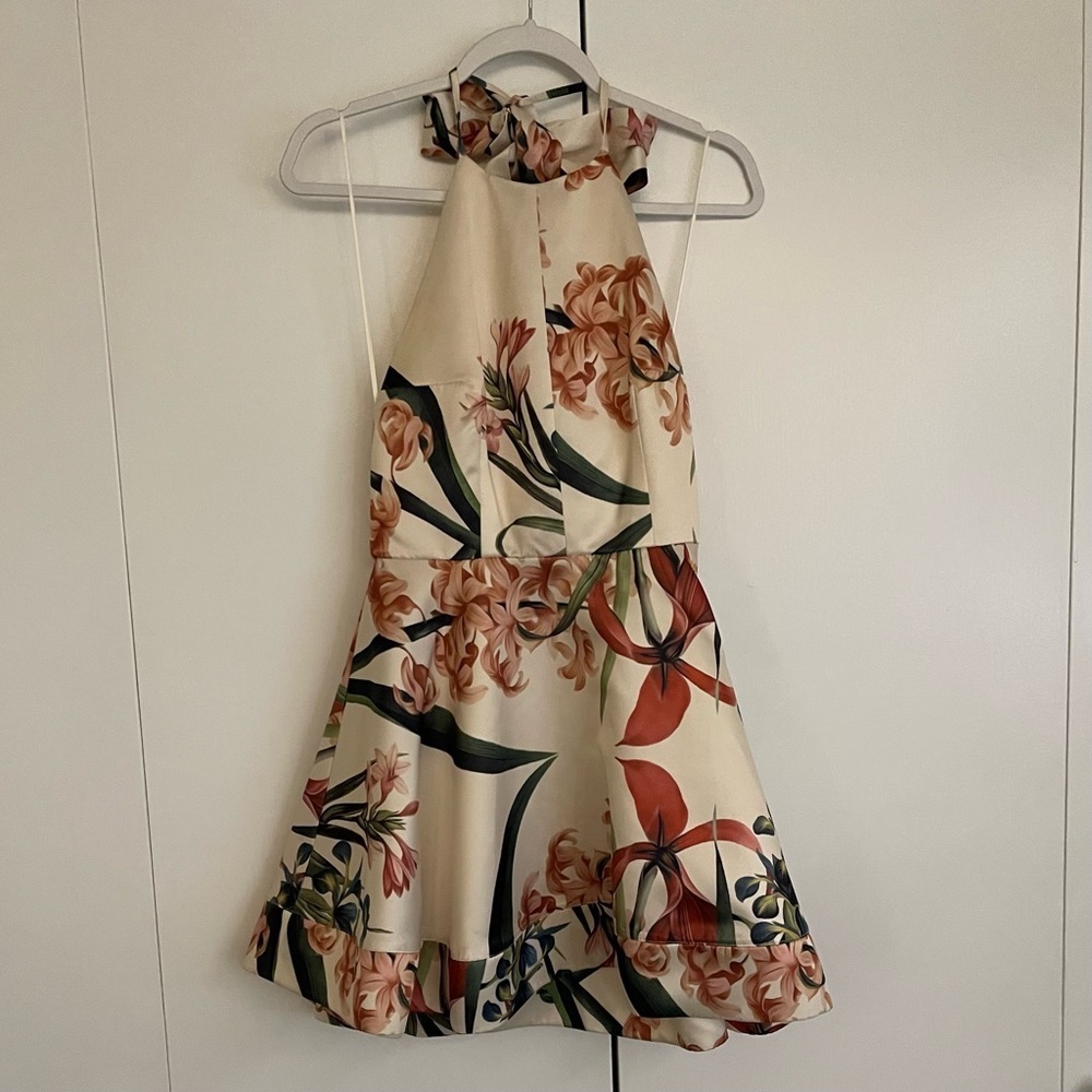 NWOT LULUS  Sunny Centerpiece Cream Floral Print Skater Dress - Picture 3 of 9